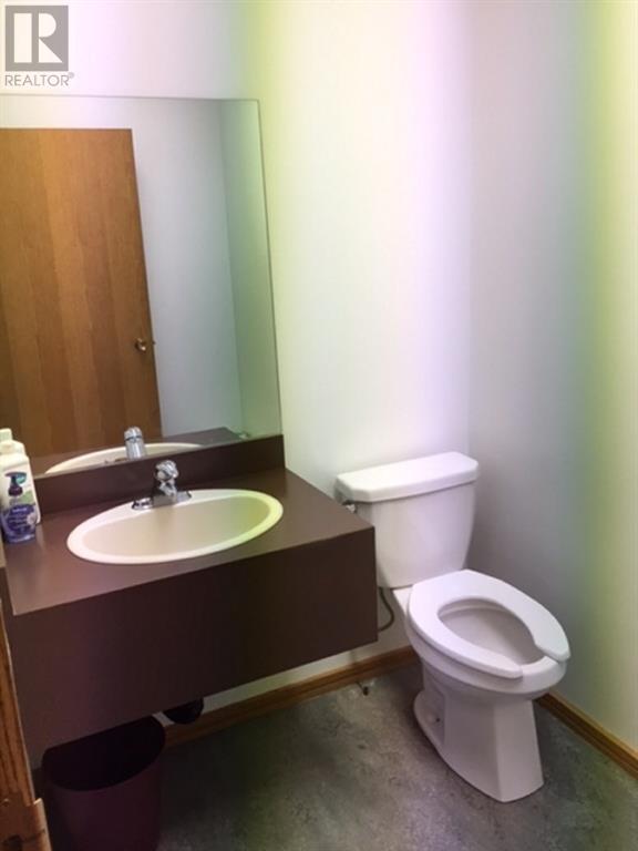 For sale 2 Banff Avenue, Rainbow Lake, Alberta T0H2Y0 A1048164