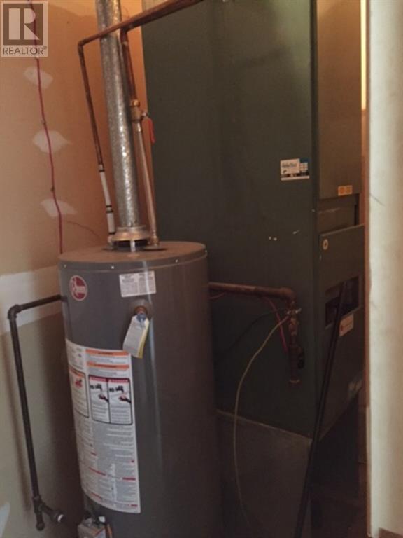 For sale 2 Banff Avenue, Rainbow Lake, Alberta T0H2Y0 A1048164