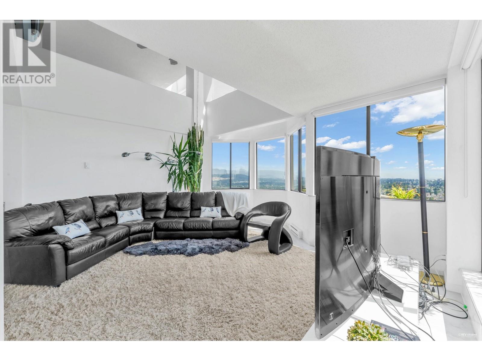 For sale 2603 6540 BURLINGTON AVENUE,