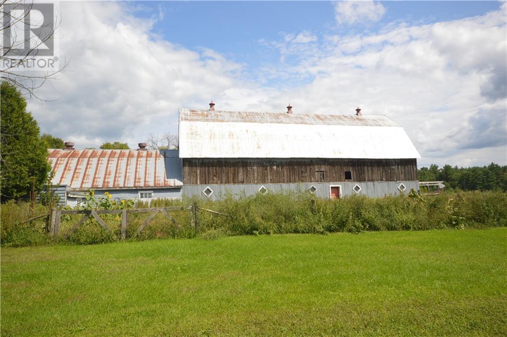 For sale 2879 LAKE DORE ROAD, Golden Lake, Ontario K7V1X0 1373924