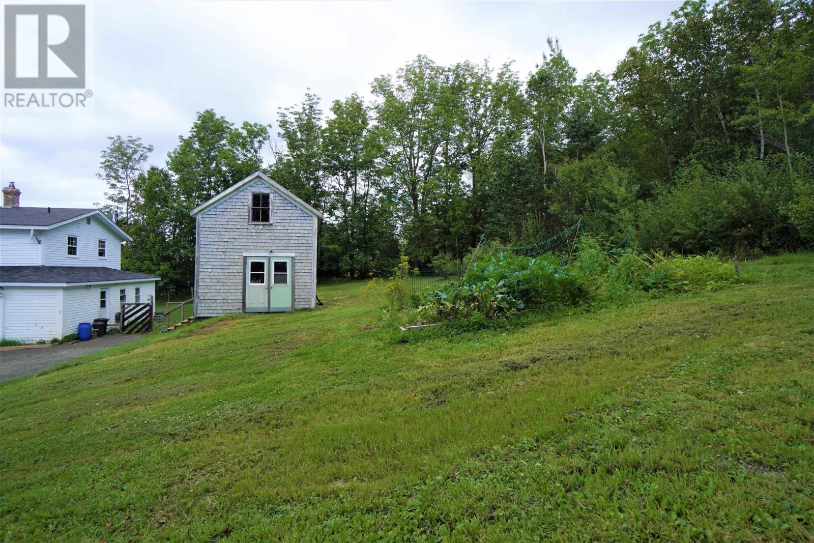 For sale 210 Highway 1, Smiths Cove, Nova Scotia B0S1S0 202325245