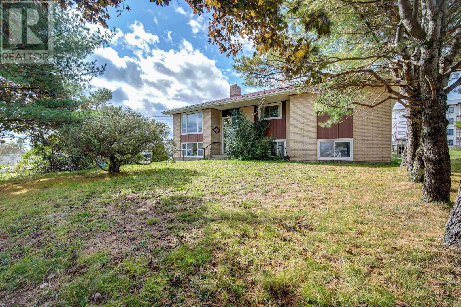 For sale 358 Beaver Bank Road, Beaver Bank Road, Nova Scotia B4E1K3