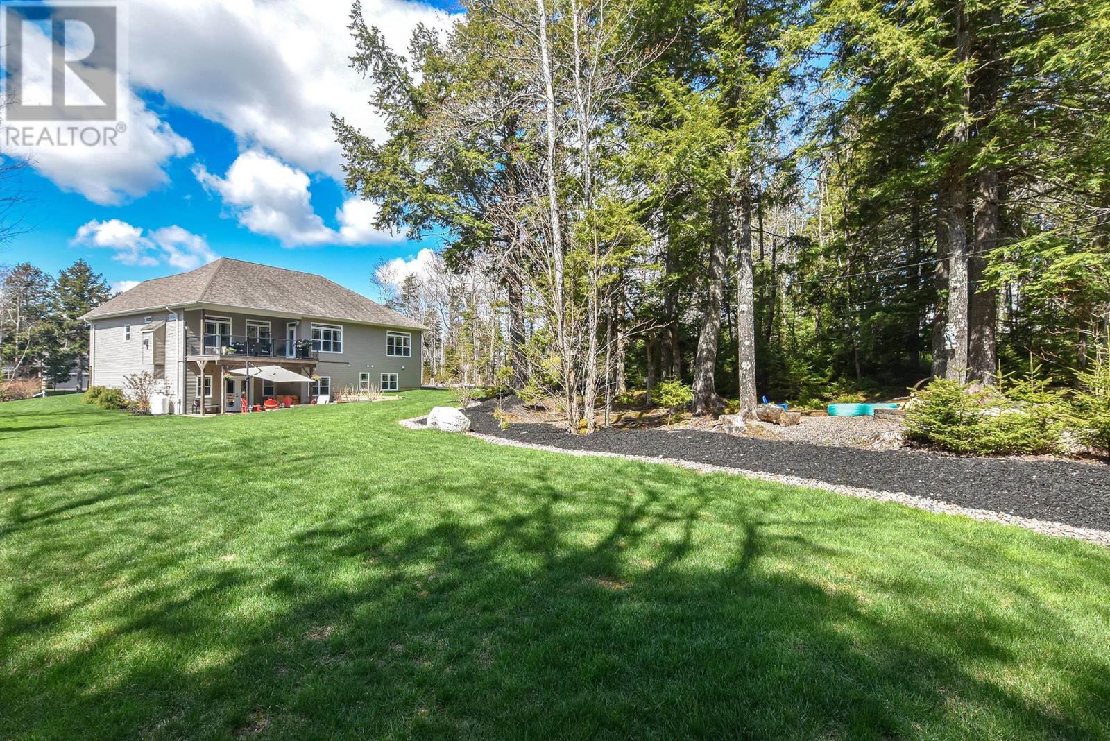 494 Duart Avenue, Fall River, Nova Scotia B2T0L8 REALTOR.ca