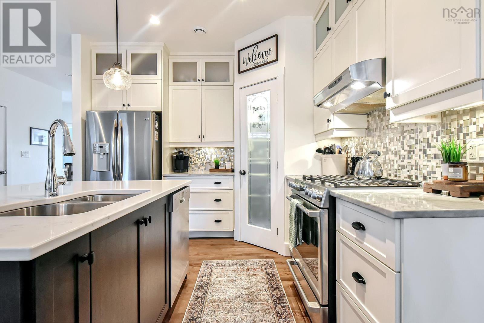 494 Duart Avenue, Fall River, Nova Scotia B2T0L8 REALTOR.ca