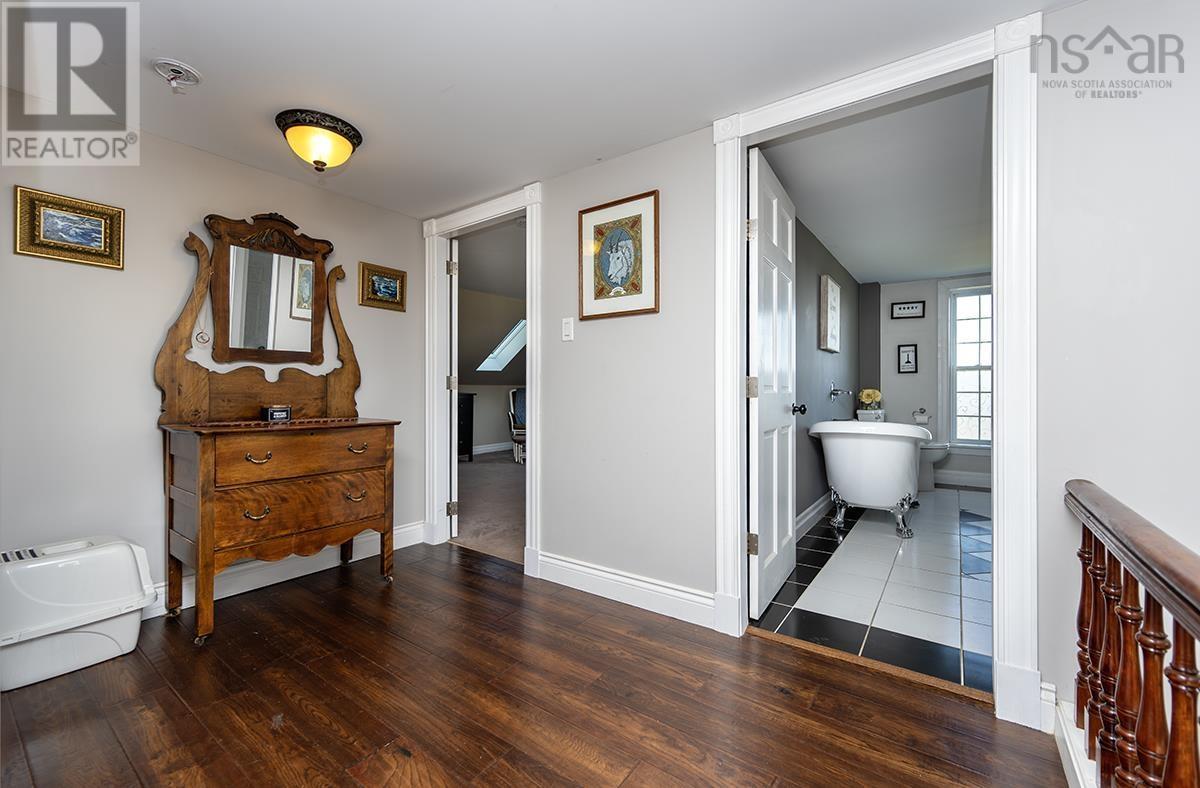 For sale 2036 Highway 1, Falmouth, Nova Scotia B0P1P0 202323507