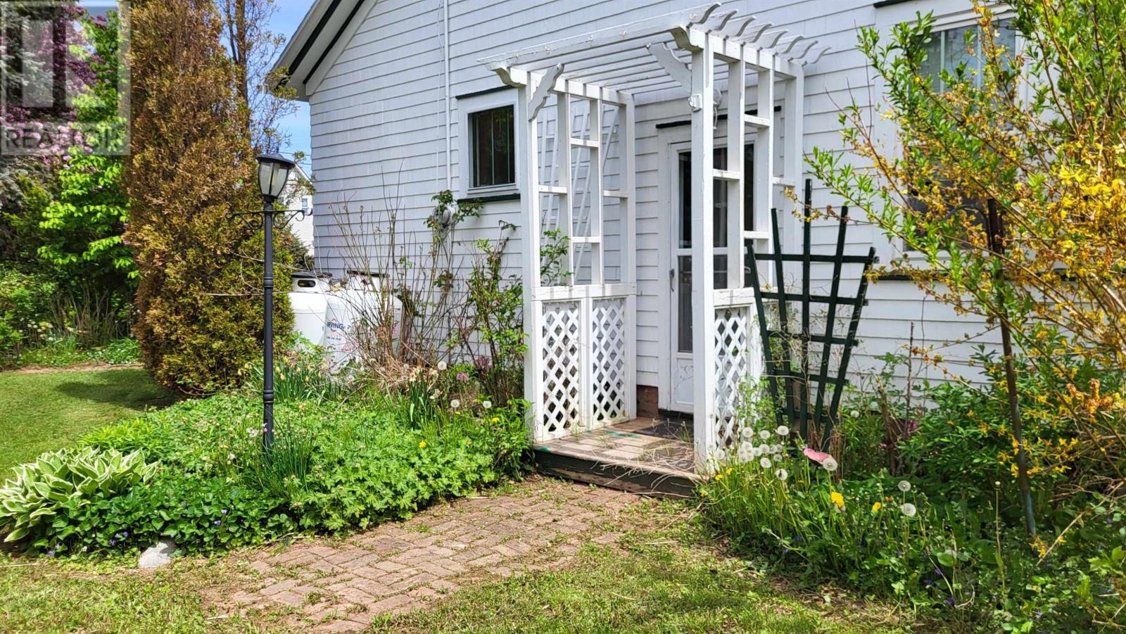 For sale 1896 6 Highway, River John, Nova Scotia B0K1N0 202325311 REALTOR.ca