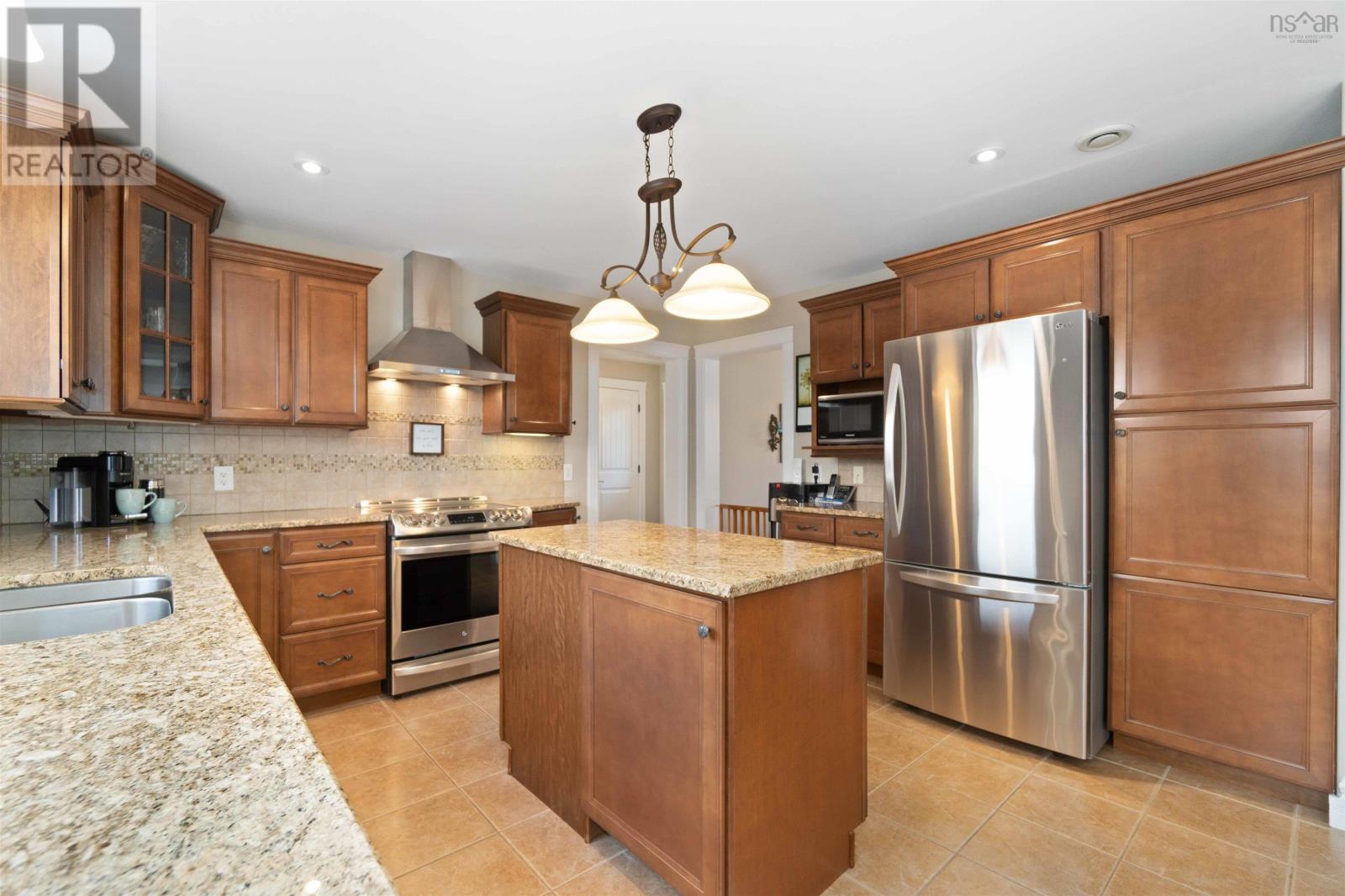 For sale 1258 Westwood Boulevard, Upper Tantallon, Nova Scotia B3Z0G6