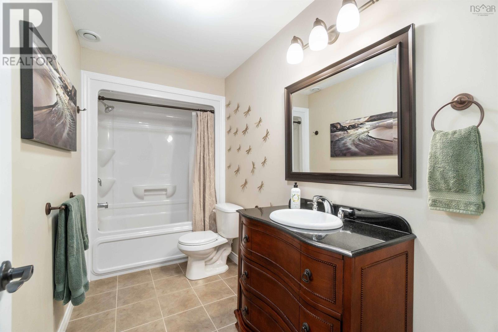 For sale 1258 Westwood Boulevard, Upper Tantallon, Nova Scotia B3Z0G6