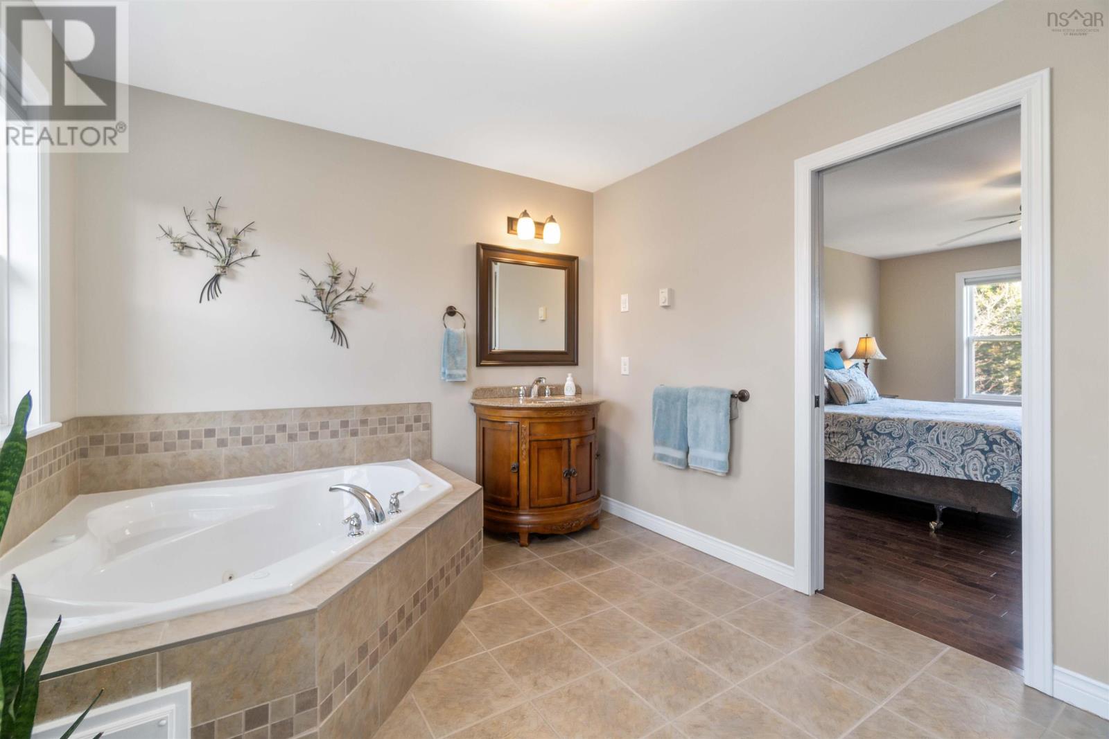 For sale 1258 Westwood Boulevard, Upper Tantallon, Nova Scotia B3Z0G6