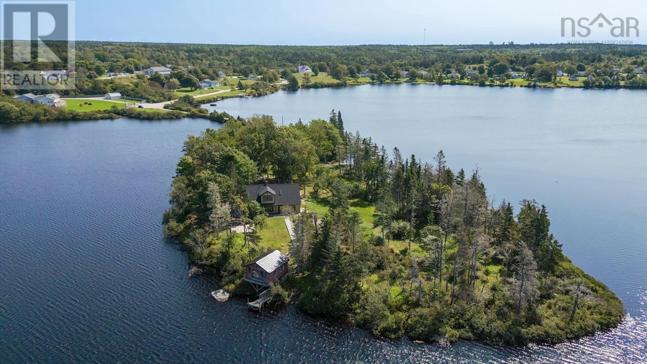 For sale 64 Captain Landers Court, Hebron, Nova Scotia B5A5Z6