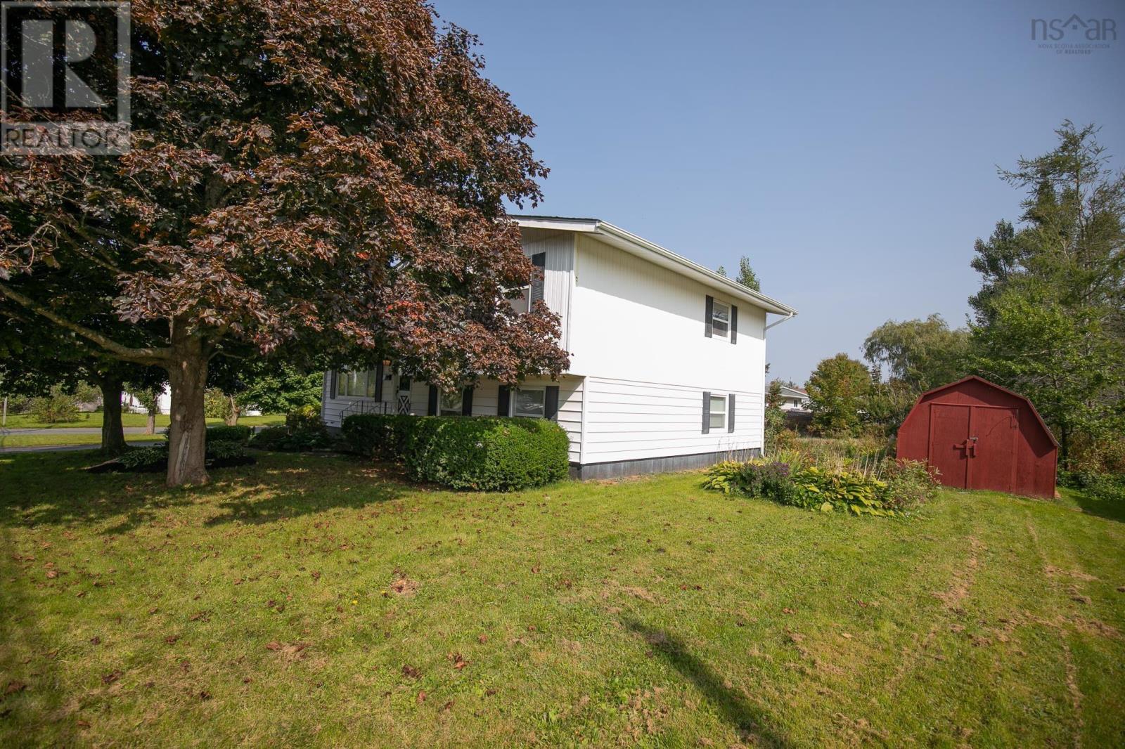 92 Rupert Street, Amherst, Nova Scotia B4H5S5 REALTOR.ca