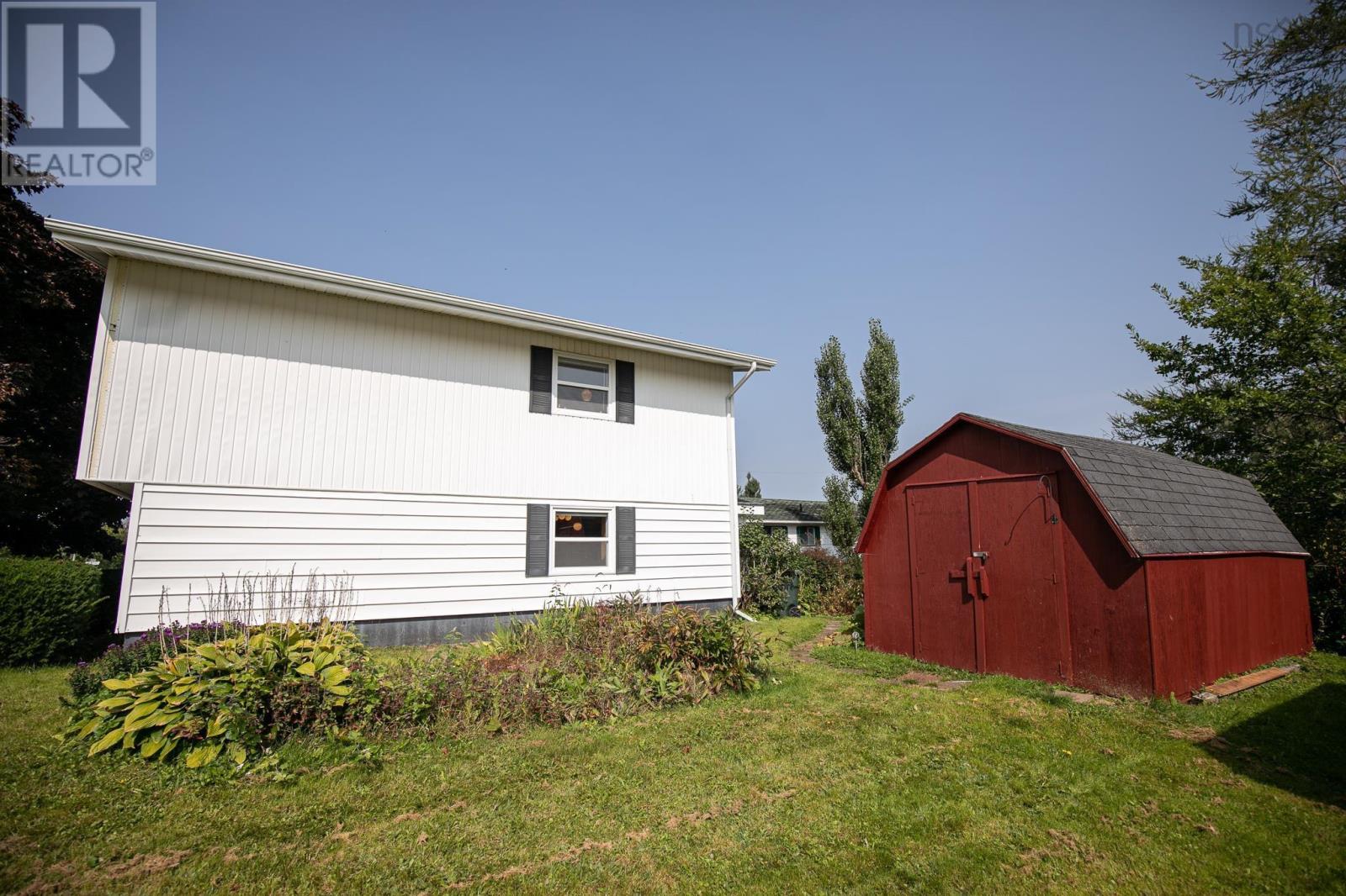 92 Rupert Street, Amherst, Nova Scotia B4H5S5 REALTOR.ca