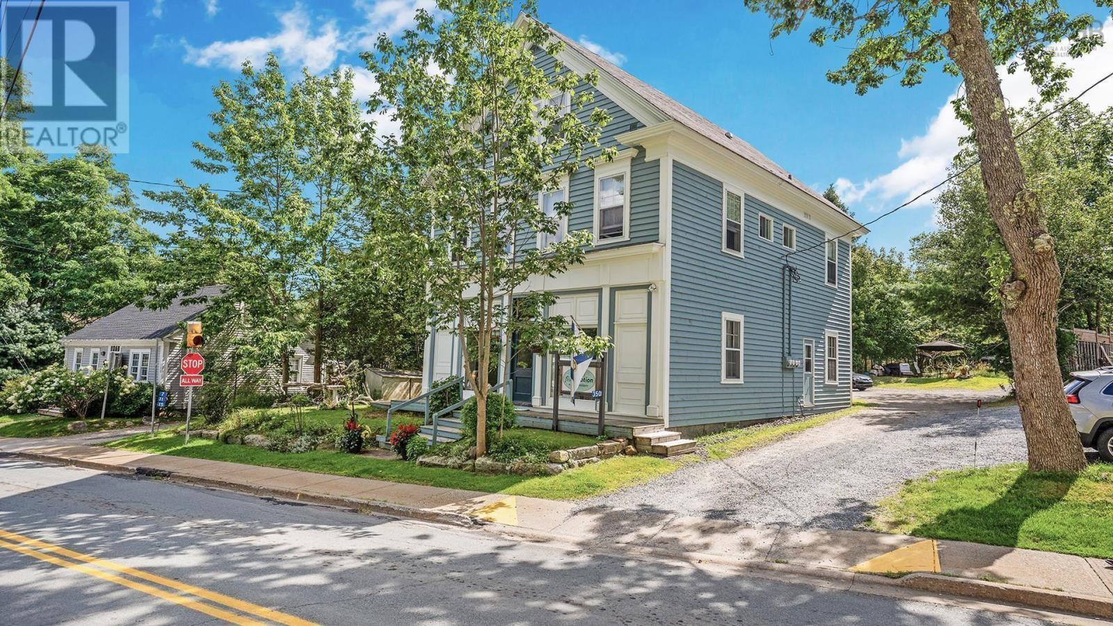 For sale 350 Main Street, Mahone Bay, Nova Scotia B0J2E0 202318056