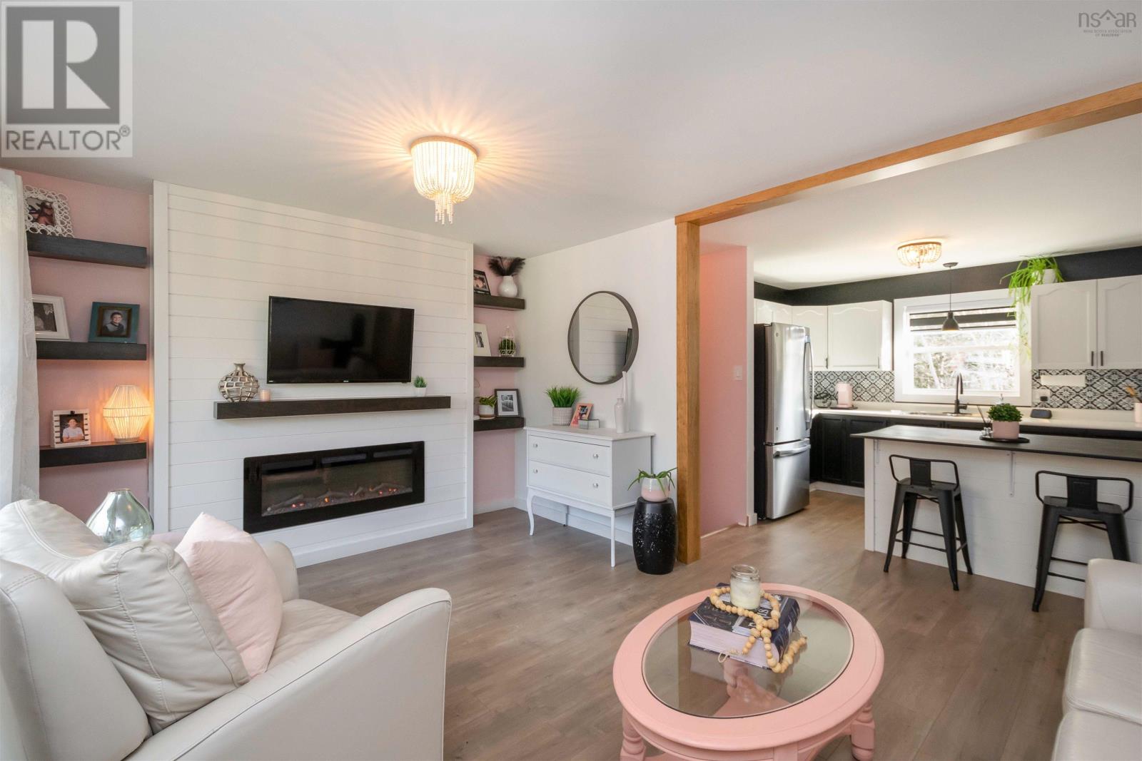 For sale 1139 &1133 Beaver Bank Road, Beaver Bank, Nova Scotia B4G1B1