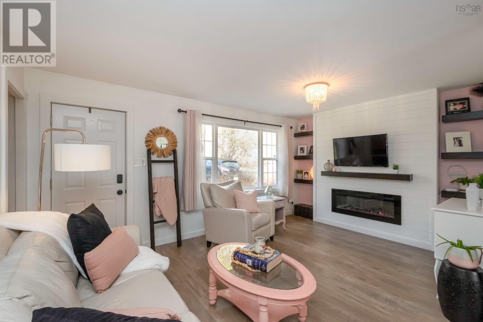 For sale 1139 &1133 Beaver Bank Road, Beaver Bank, Nova Scotia B4G1B1