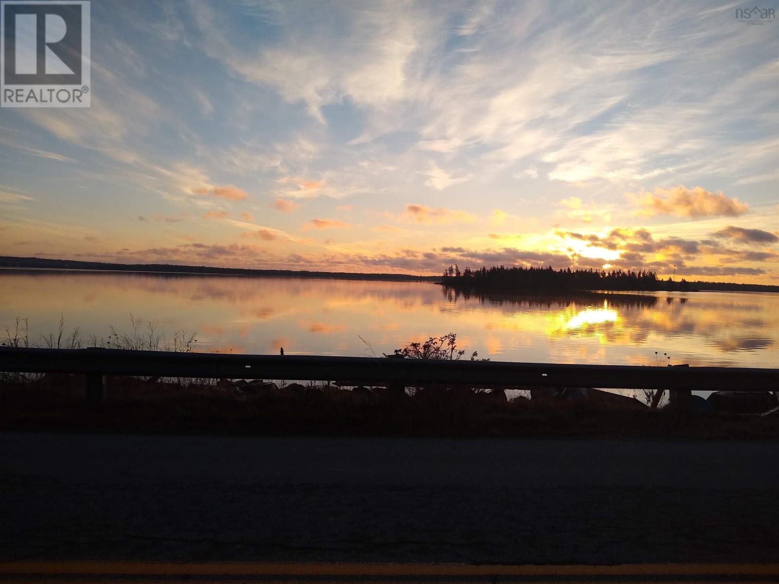 For sale 2149 Crowell Road, East Lawrencetown, Nova Scotia B2Z1P1