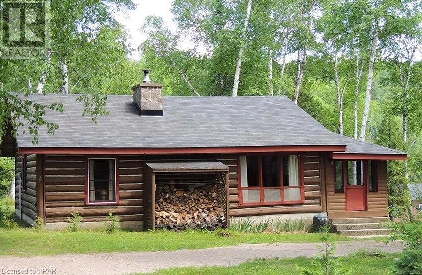 For rent 901 MCRAE HAY LAKE Road Unit 1, Whitney, Ontario K0J2M0