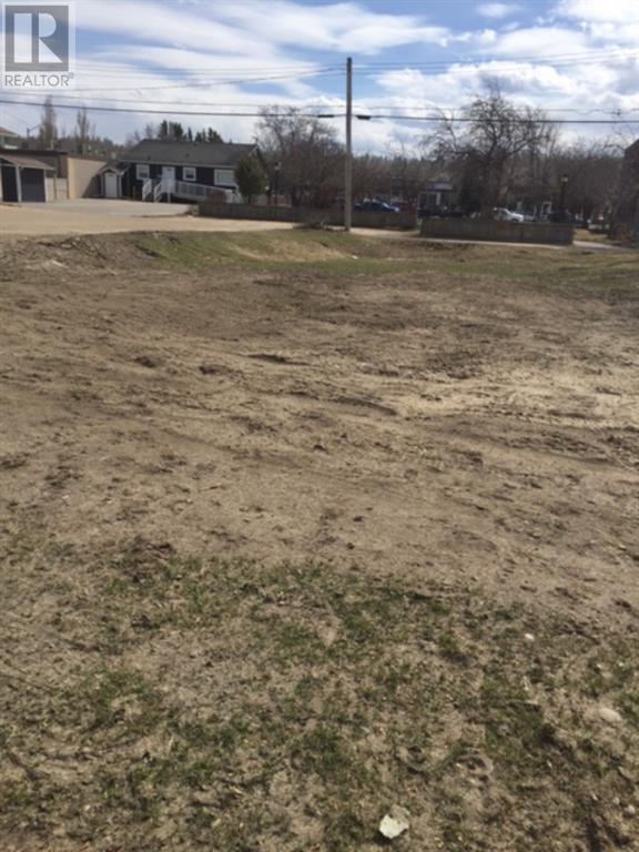 For sale 4915 52 Avenue, Whitecourt, Alberta T7S1M6 A2062532