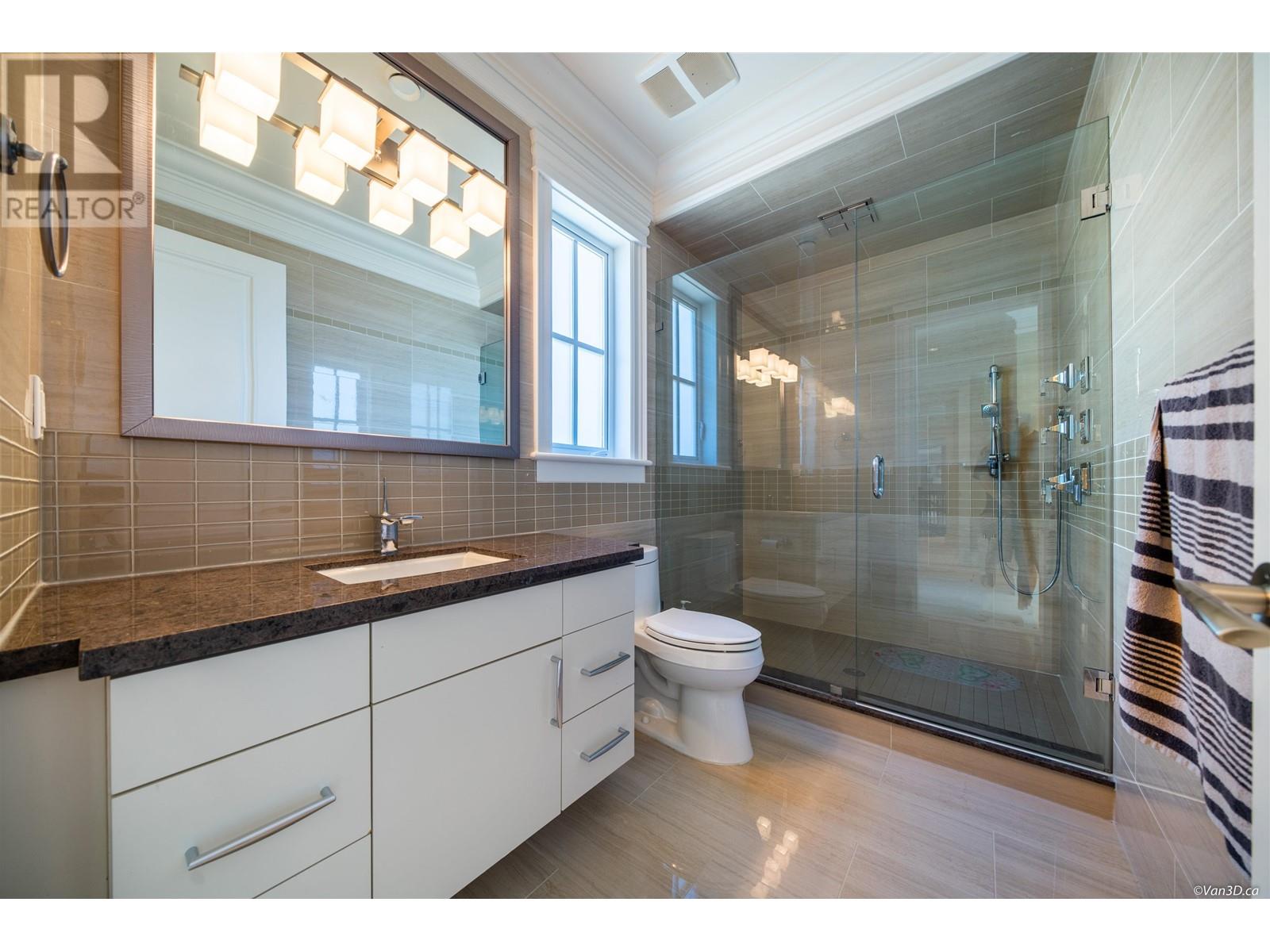 For sale 7591 BARKERVILLE COURT, Richmond, British Columbia V7A1K8