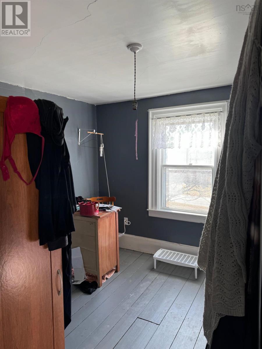 For sale 13 School Street, Lower West Pubnico, Nova Scotia B0W2C0