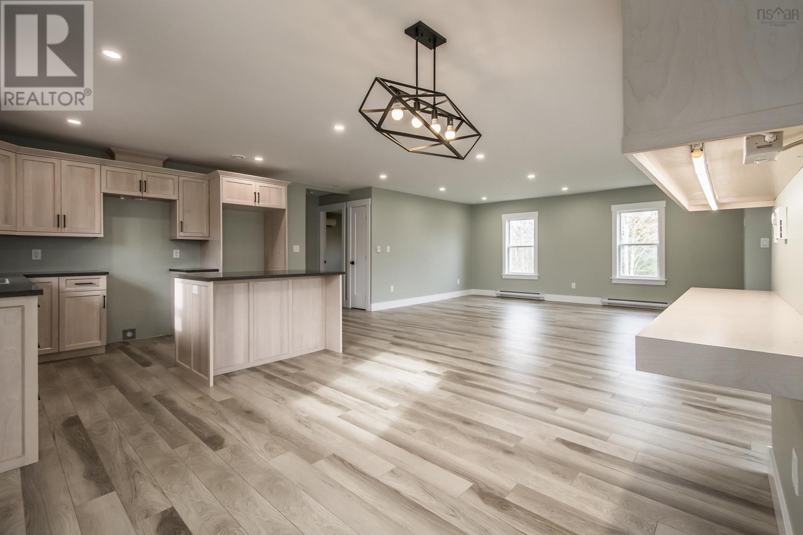 For sale 138 Edward Drive, Enfield, Nova Scotia B2T1H8 202323771