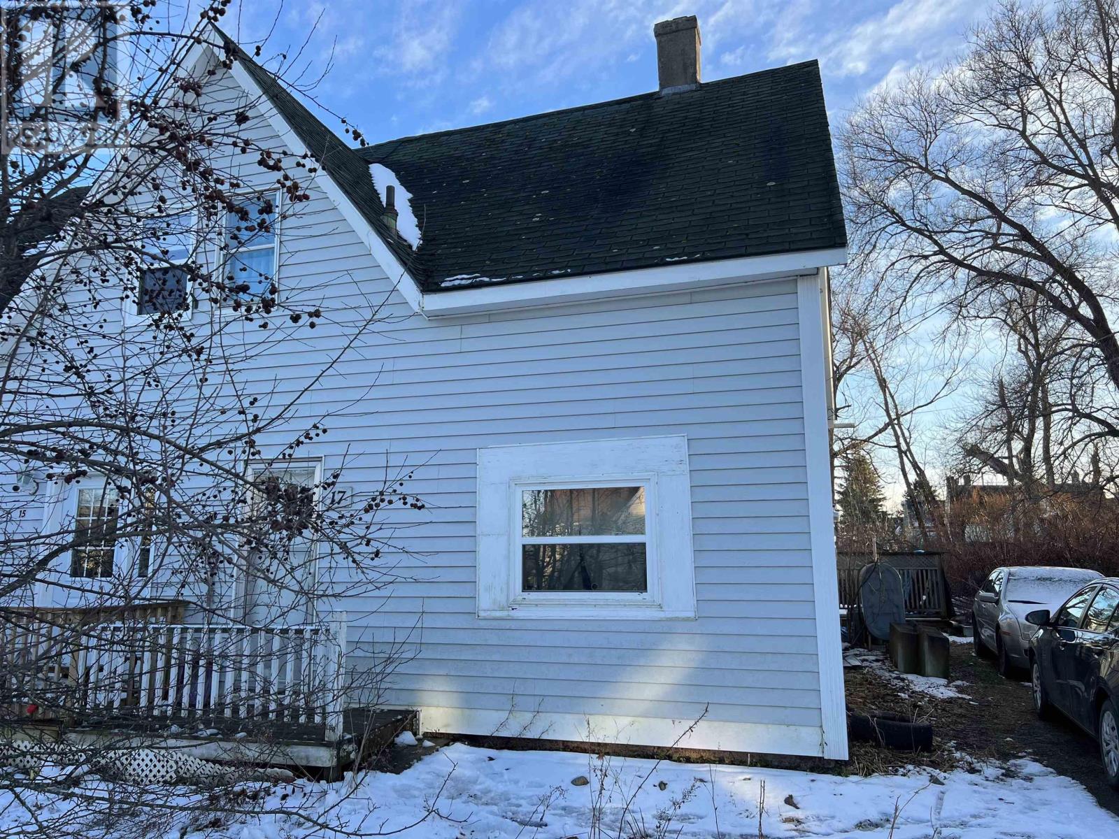 17 Coll Avenue, Stellarton, Nova Scotia B0K1S0 REALTOR.ca