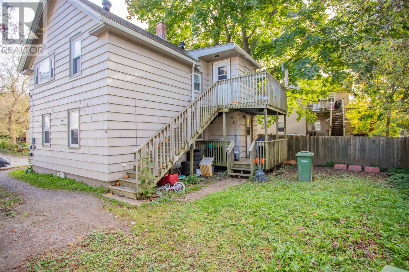 For sale 8 Crescent Avenue, Kentville, Nova Scotia B4N1R2 202322340