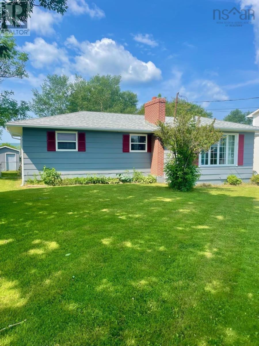 For sale 223 Hiram Street, Port Hawkesbury, Nova Scotia B9A2C3