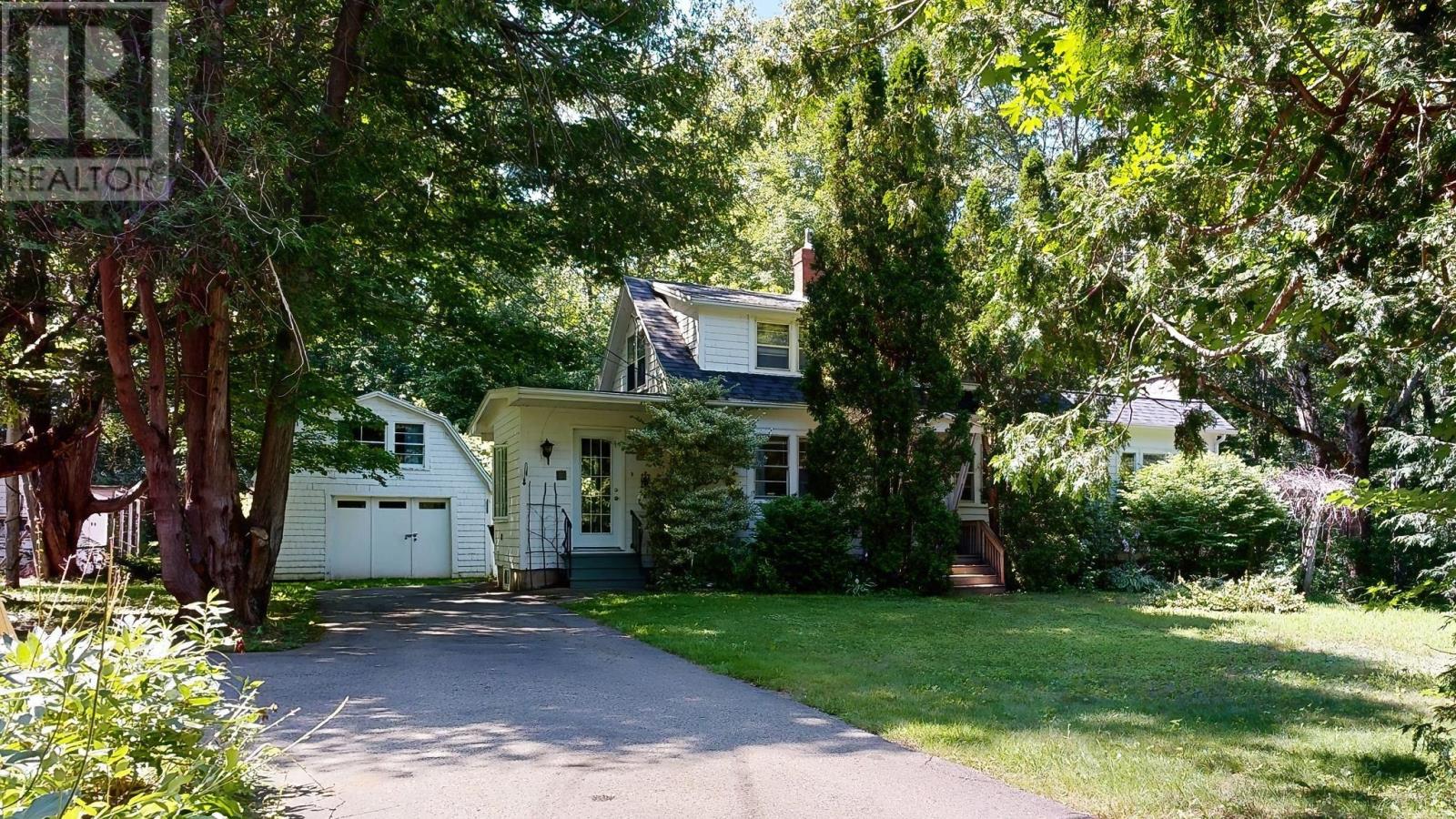 For sale 1033 Victoria Road, Aylesford, Nova Scotia B0P1C0 202316317 REALTOR.ca