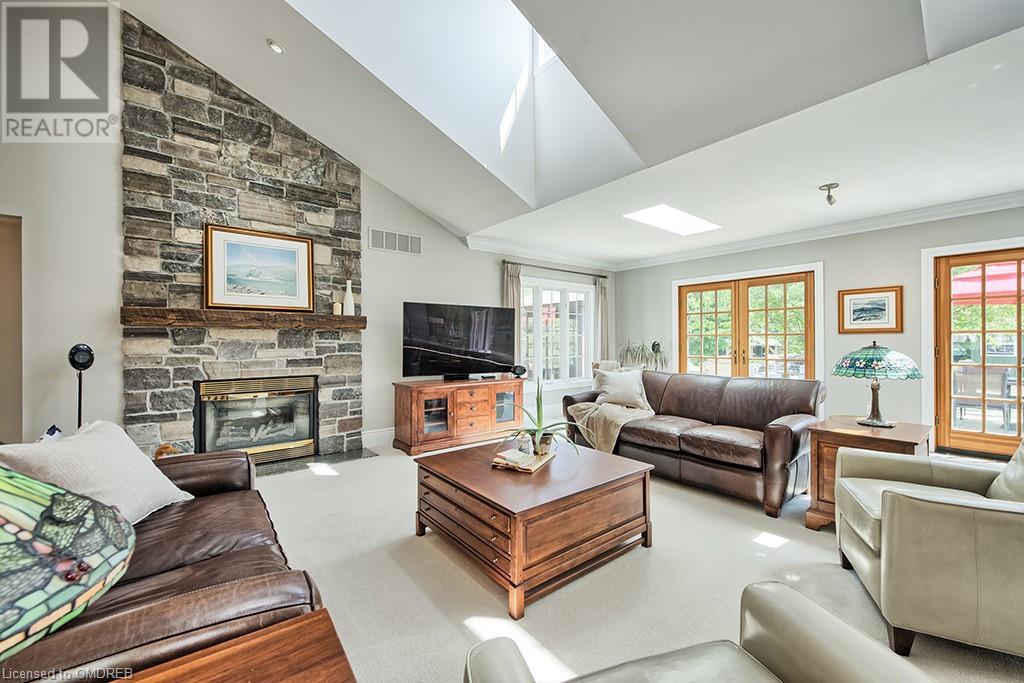 For sale 27 WENEIL Drive, Freelton, Ontario L8B0Z6 40534446 REALTOR.ca