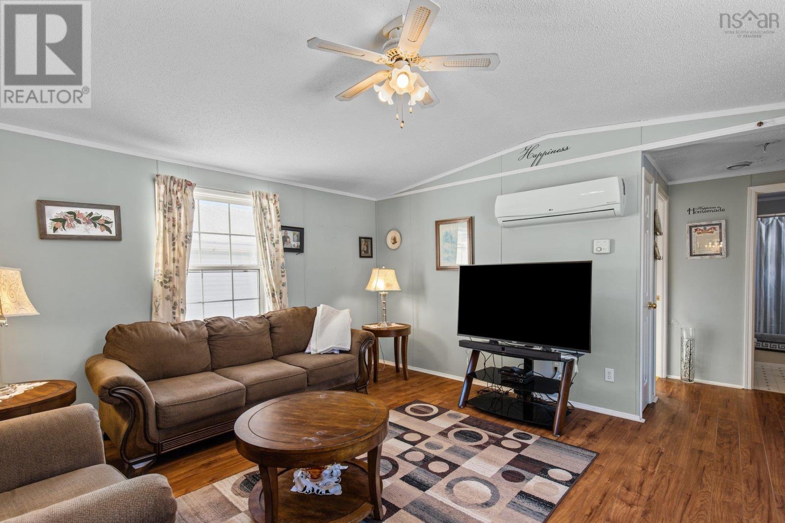 16 Hillcrest Road, Chester Basin, Nova Scotia B0J1K0 REALTOR.ca