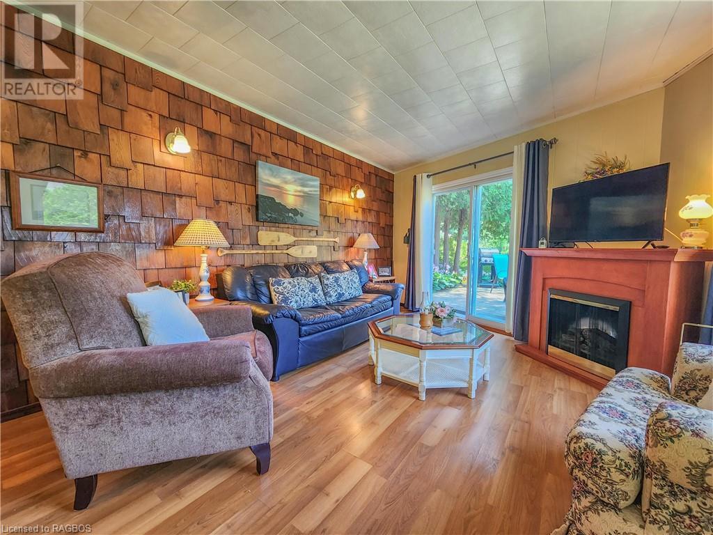 For sale 88 VICTORIA Street, Inverhuron, Ontario N0G2T0 40536137