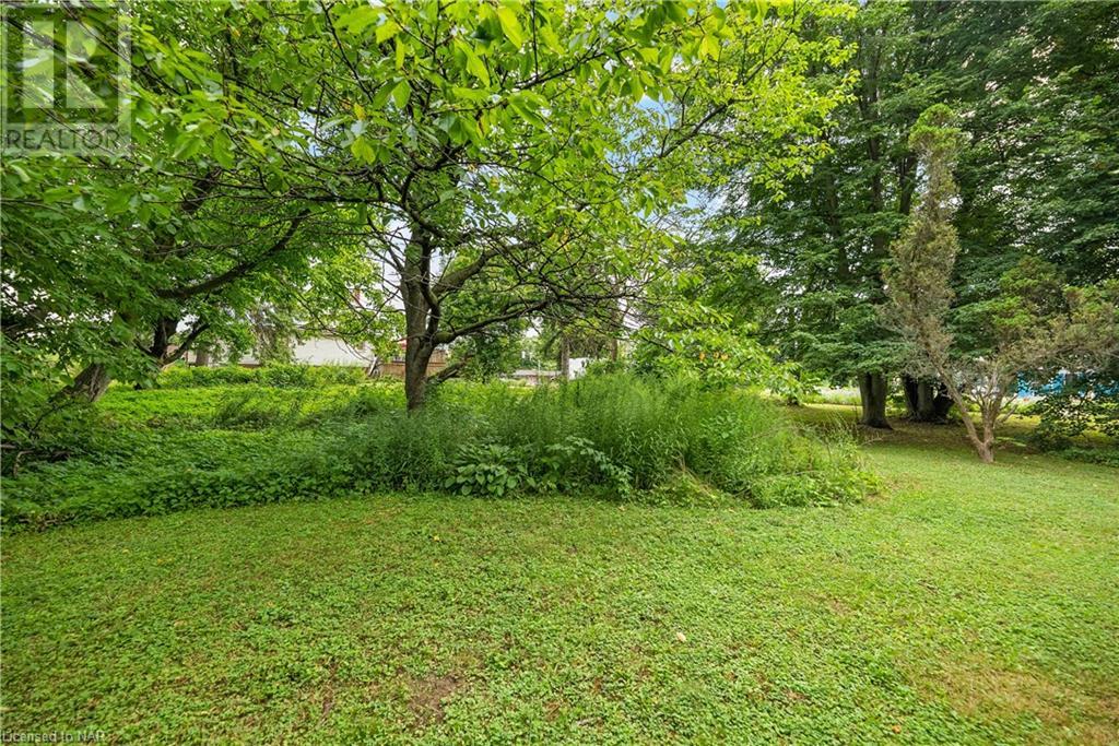 For sale 3879 REBSTOCK Road, Crystal Beach, Ontario L0S1B0 40534052