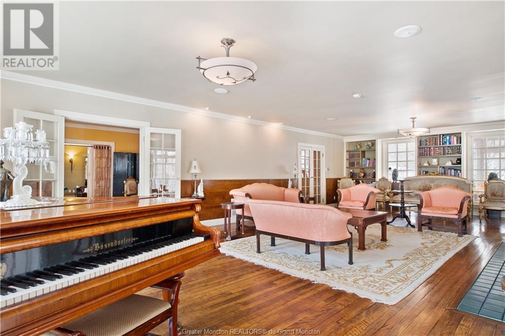 For sale 114 Riverside DR, Shediac, New Brunswick E4P2P3 M157133