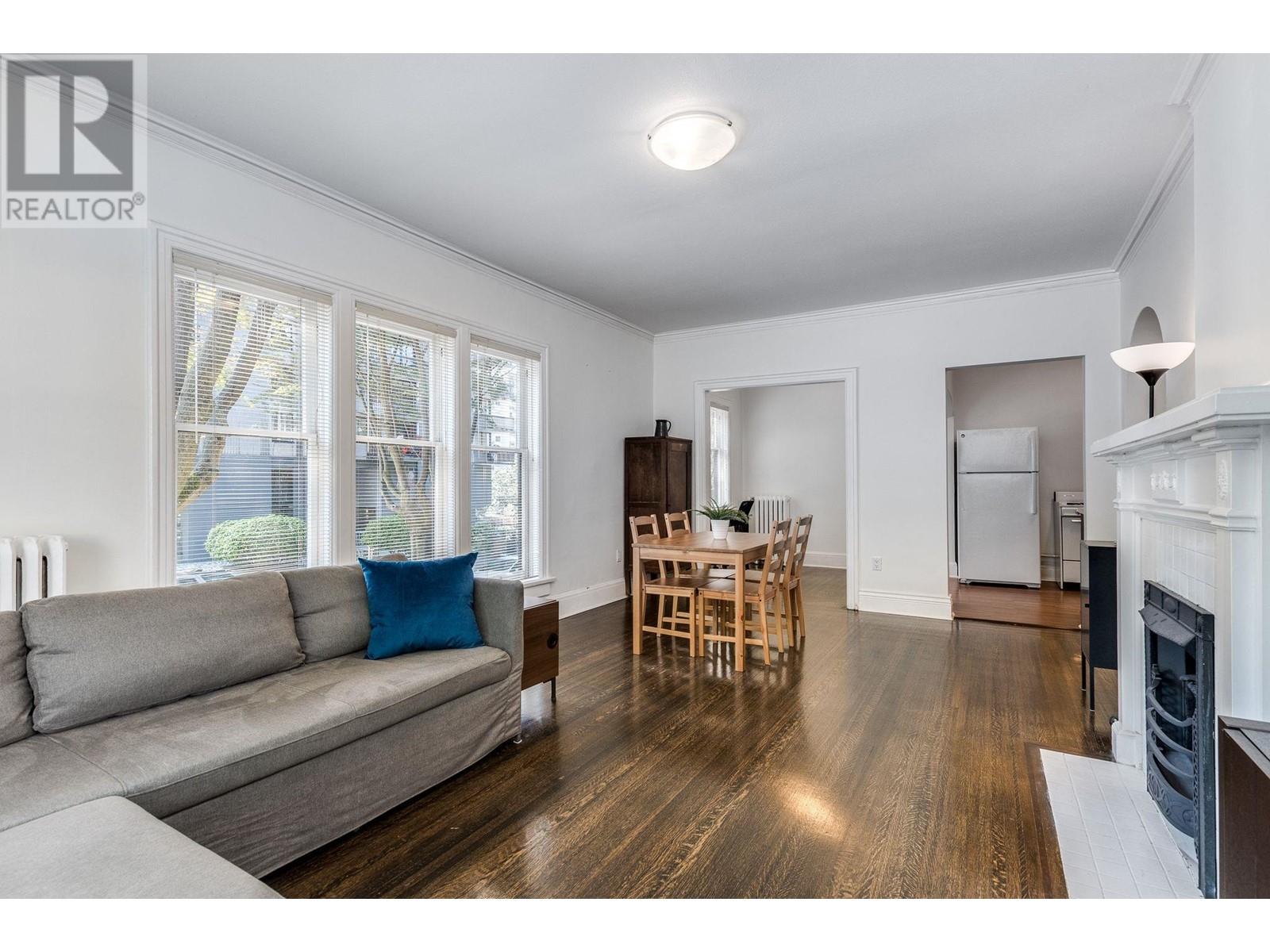 For rent 3 935 JERVIS STREET, Vancouver, British Columbia V6E2B5