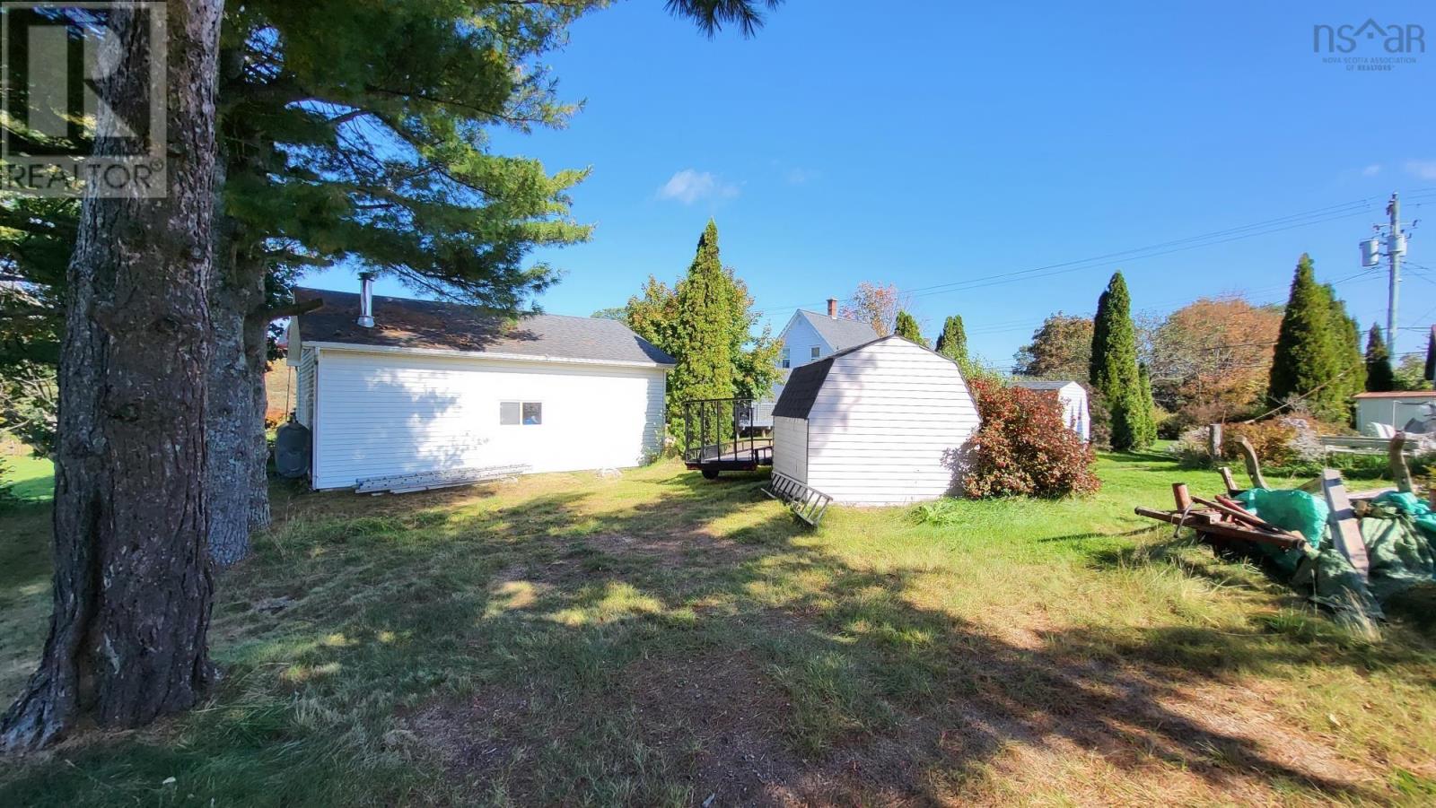 For sale 550 Aldershot Road, North Kentville, Nova Scotia B4N3A6