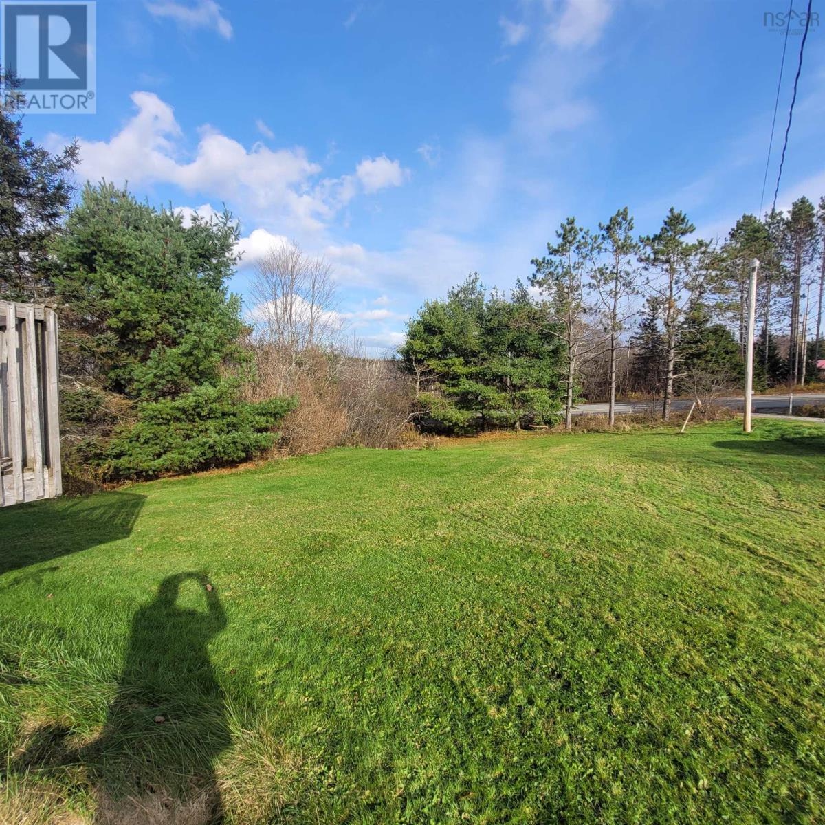 For sale 8913 Moose River Road, Lindsay Lake, Nova Scotia B0N1X0