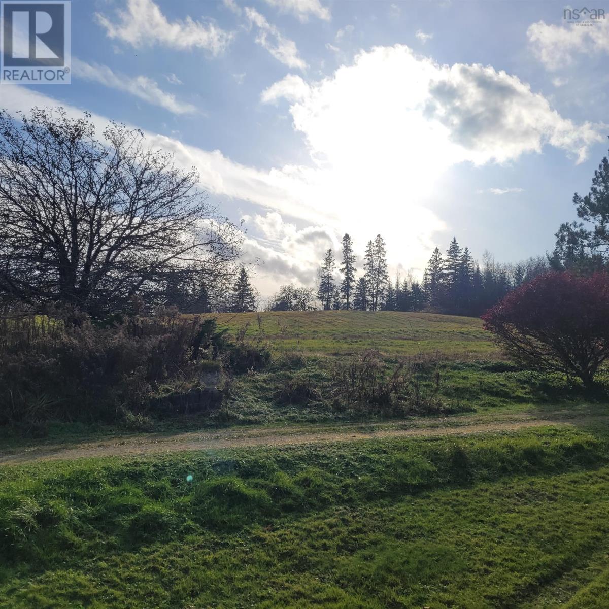 For sale 8913 Moose River Road, Lindsay Lake, Nova Scotia B0N1X0