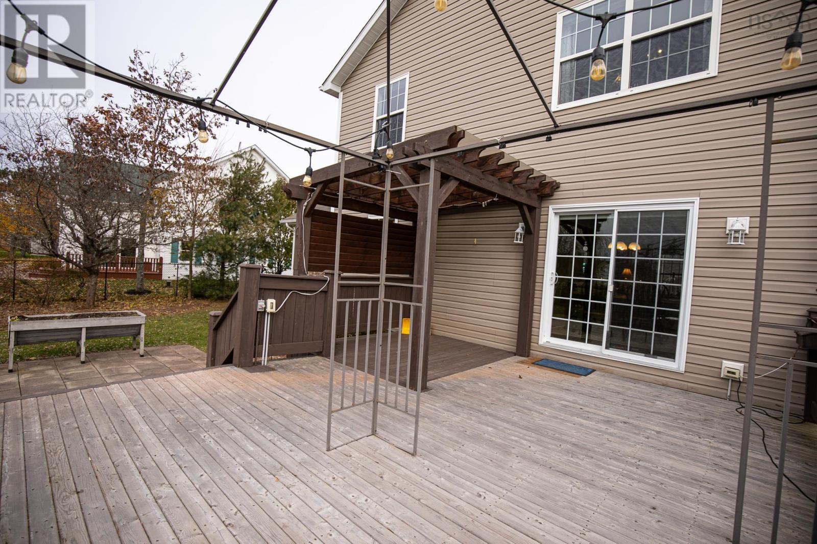 For sale 23 Marshview Drive, Amherst, Nova Scotia B4H4B3 202324560