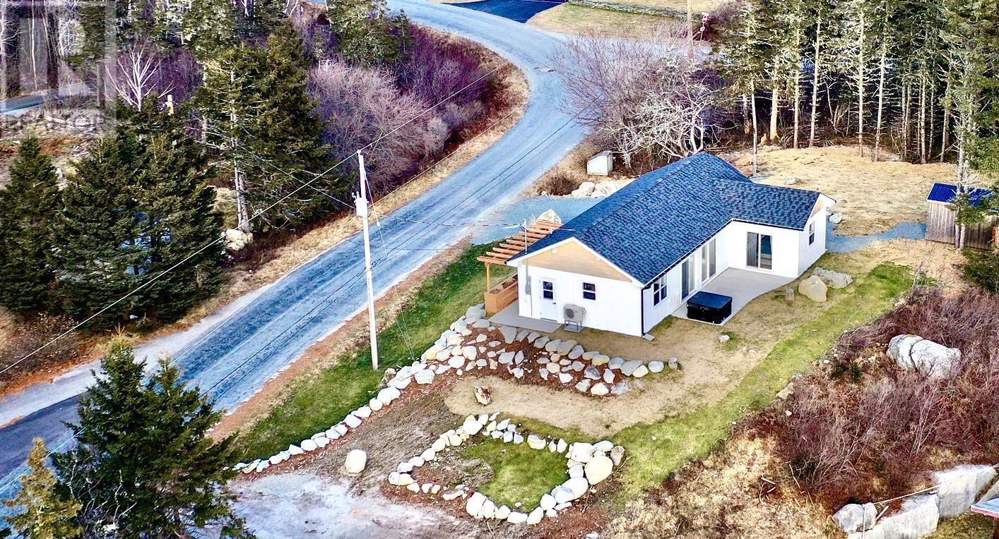 For sale 53 Wharf Road, Hunts Point, Nova Scotia B0T1G0 202400675