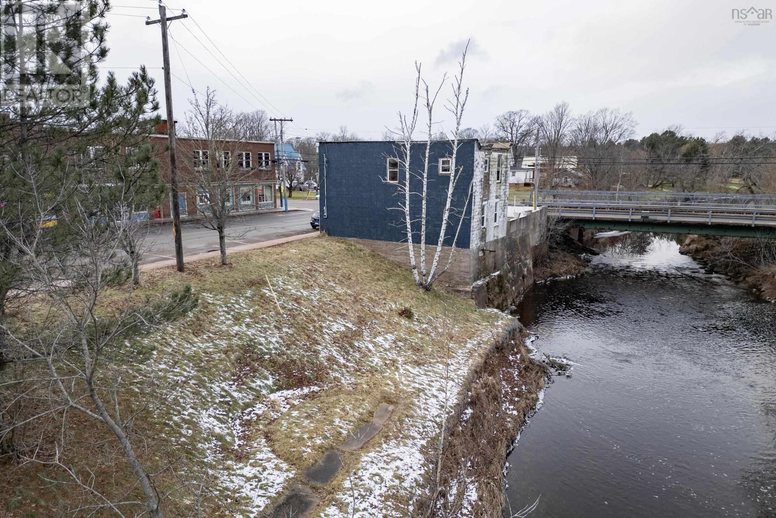 For sale 9 Water Street, Oxford, Nova Scotia B0M1P0 202400378