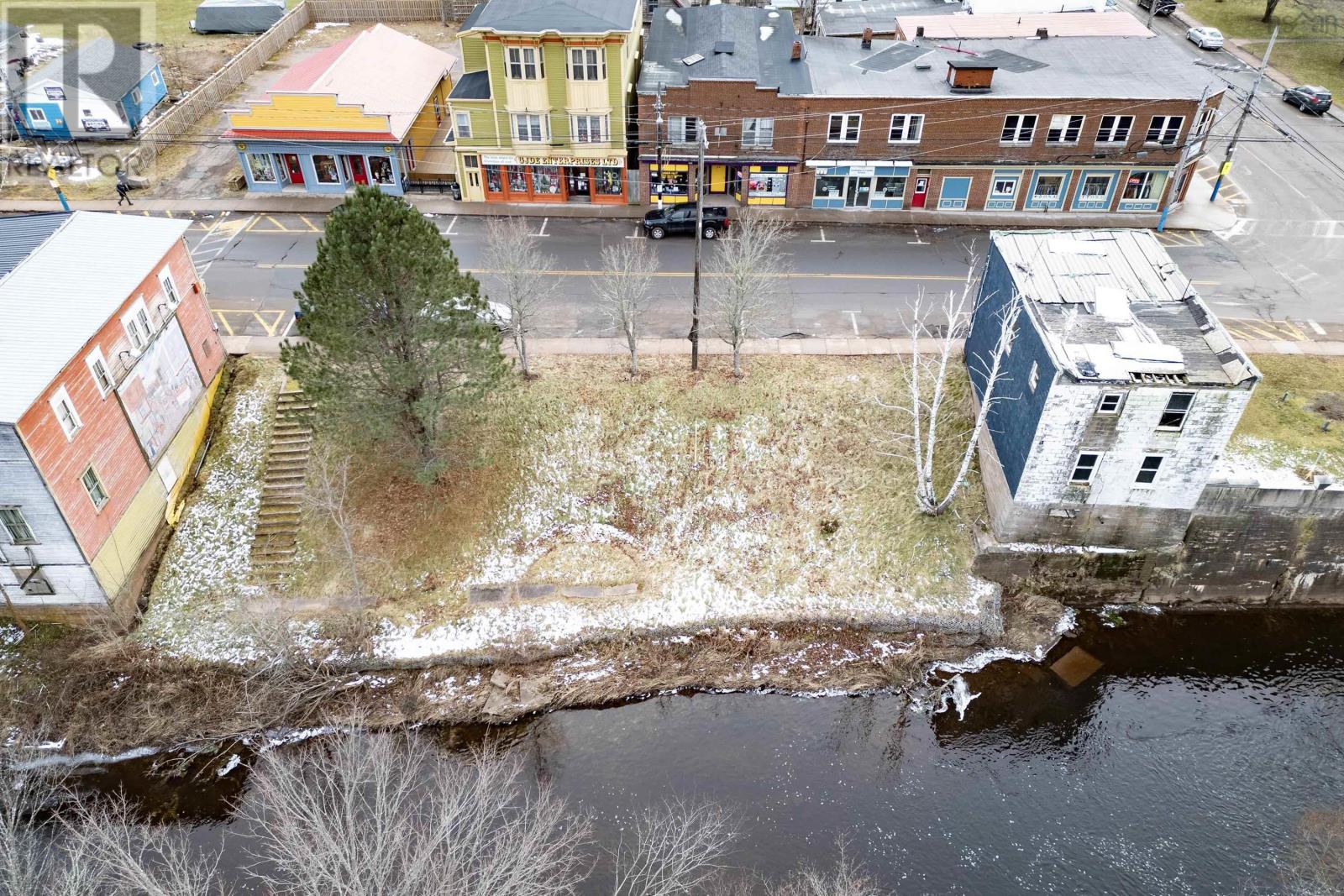 For sale 9 Water Street, Oxford, Nova Scotia B0M1P0 202400378