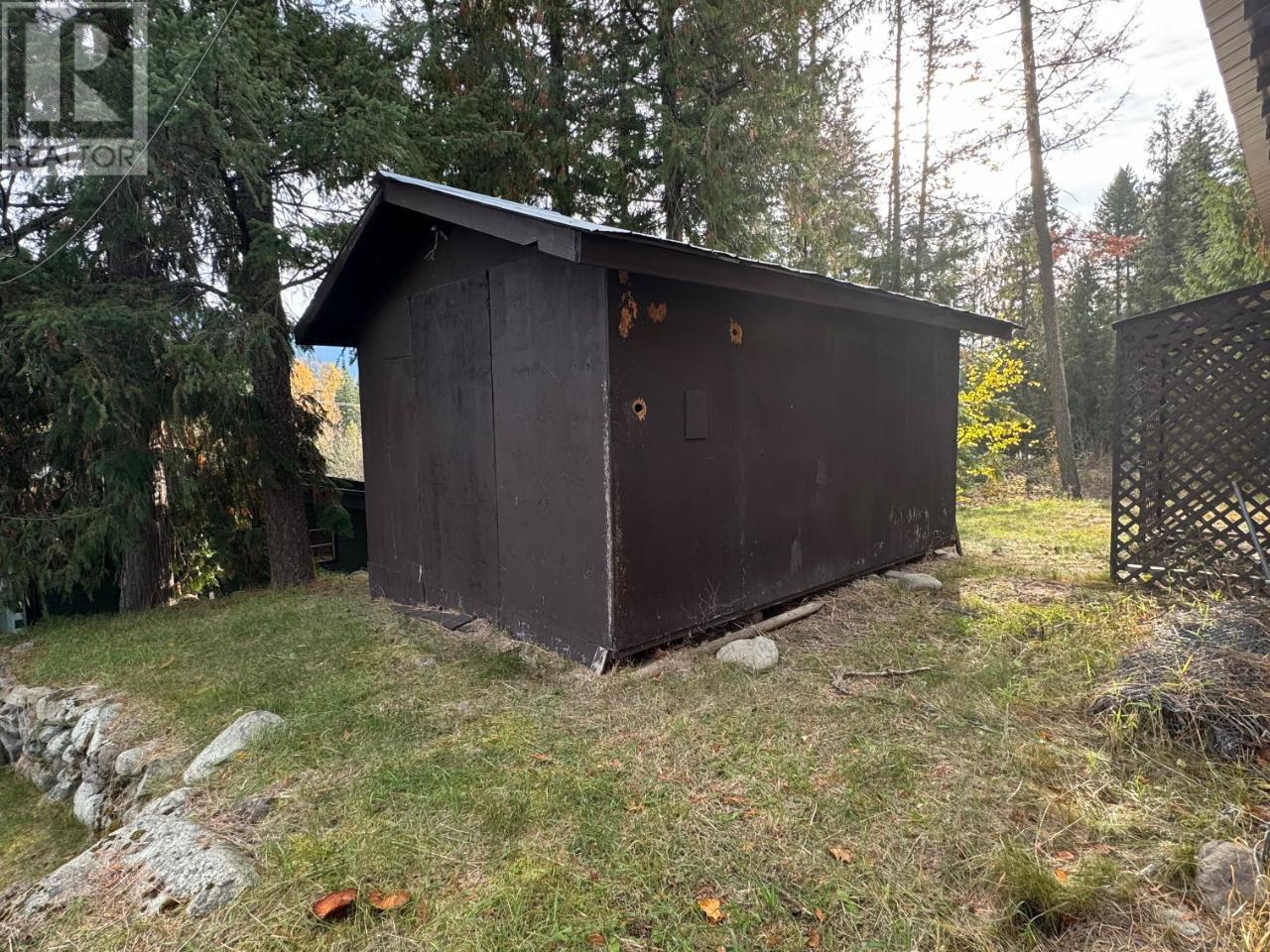 For sale 8945 THUYA CREEK ROAD, Little Fort, British Columbia 176643 REALTOR.ca