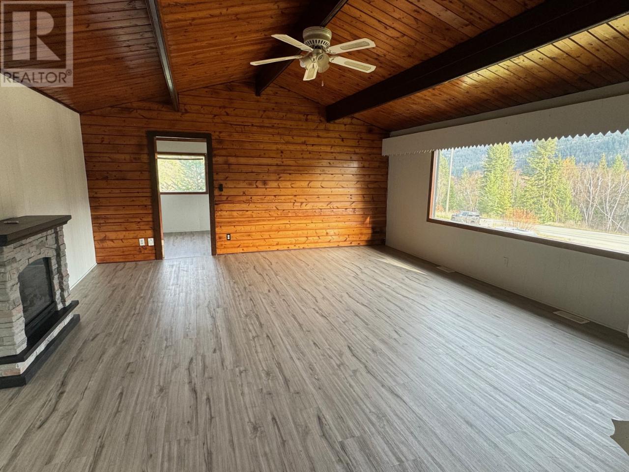 For sale 8945 THUYA CREEK ROAD, Little Fort, British Columbia 176643 REALTOR.ca