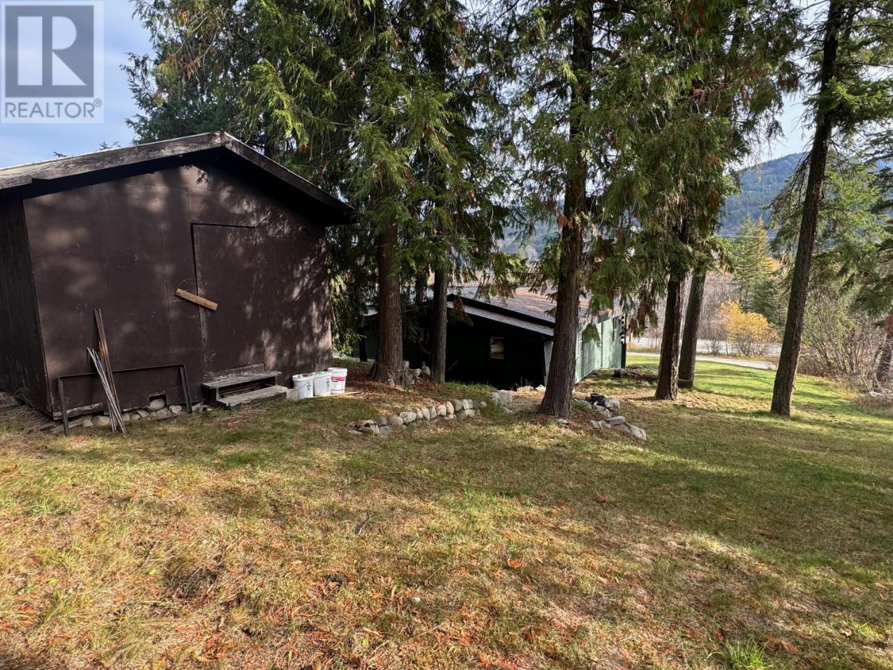 For sale 8945 THUYA CREEK ROAD, Little Fort, British Columbia 176643 REALTOR.ca
