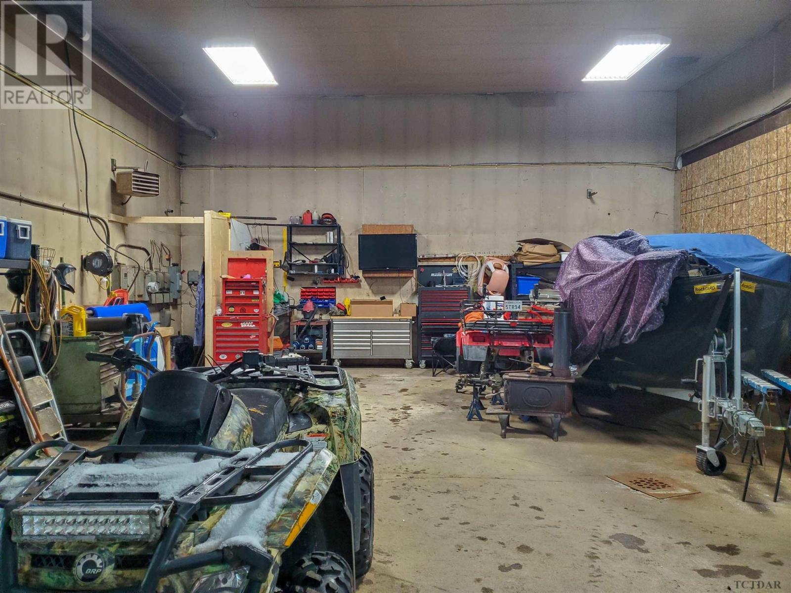 For sale 14900 Government RD, Hwy 66, Larder Lake, Ontario P0K1L0