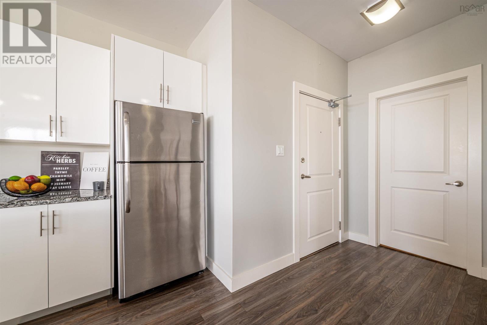 For sale 202 119 Walker Avenue, Lower Sackville, Nova Scotia B4C0C5