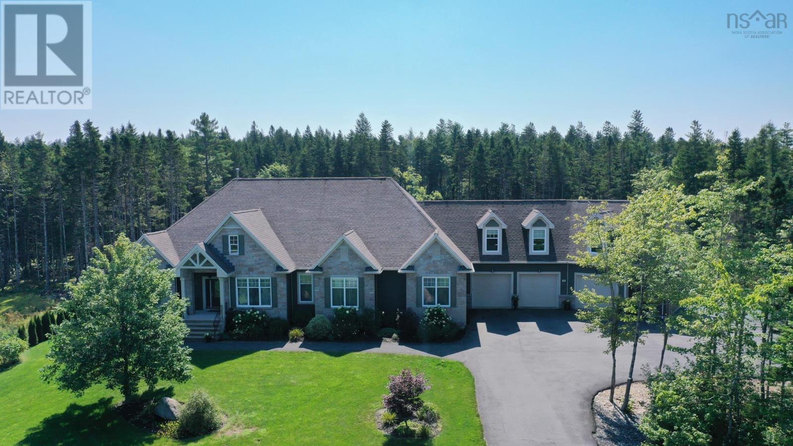 1025 Voyageur Way, Hammonds Plains, Nova Scotia B4B1S4 REALTOR.ca