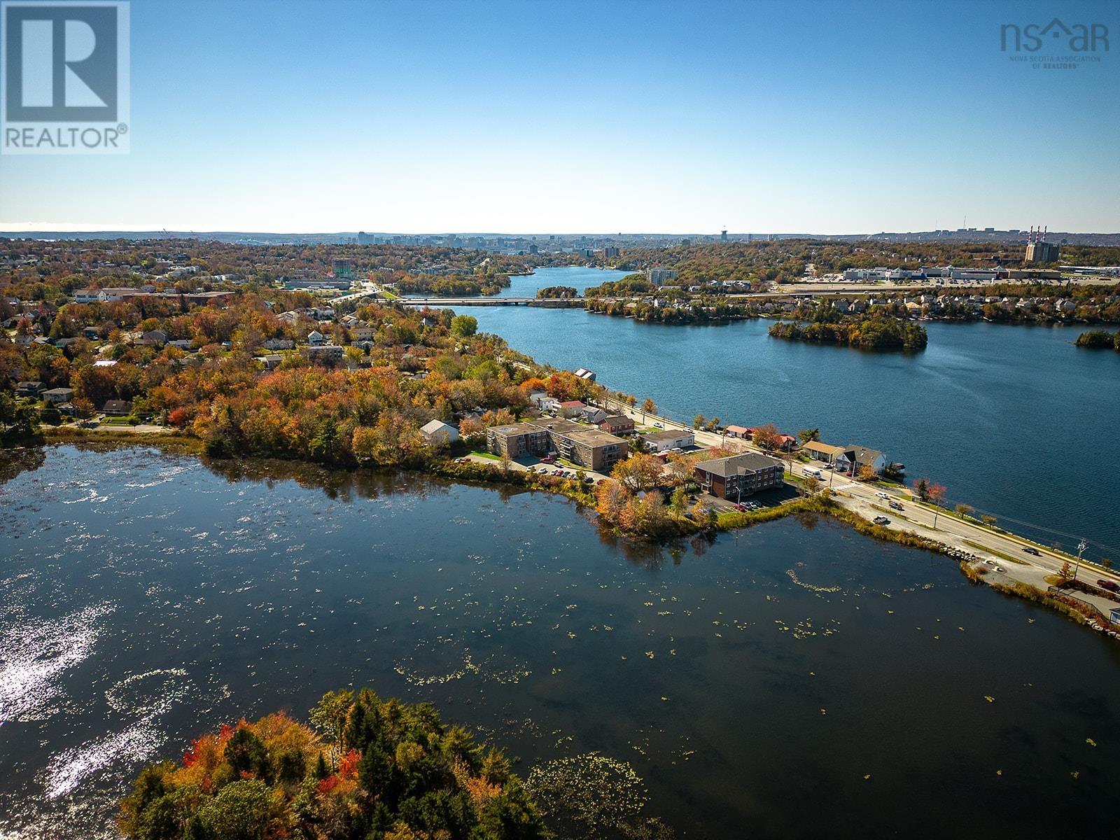 For sale 5 CREELMAN Drive, Dartmouth, Nova Scotia B2X2T3 202325107