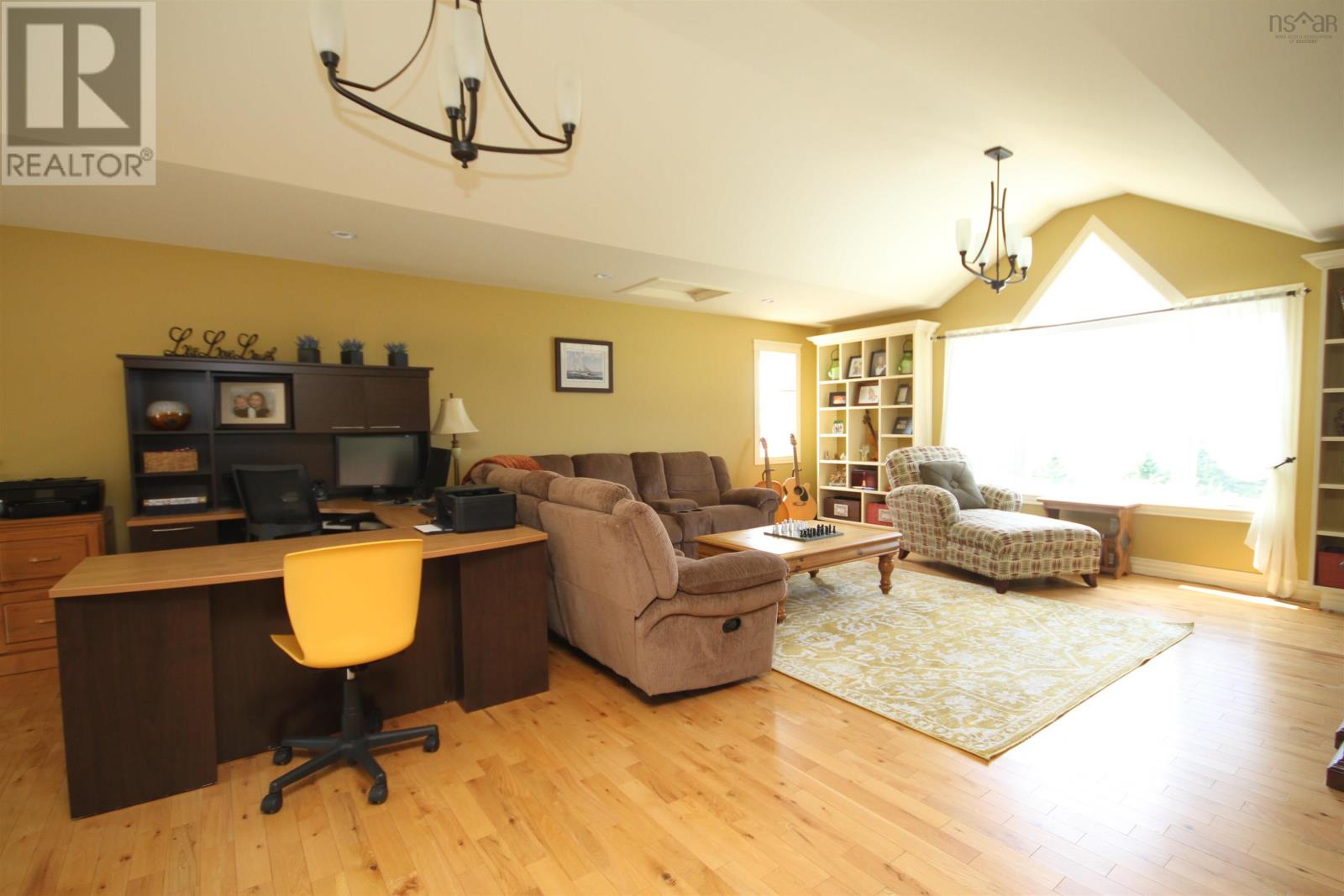 For sale 75 Macdonald Drive, Creignish, Nova Scotia B9A1C7 202402520